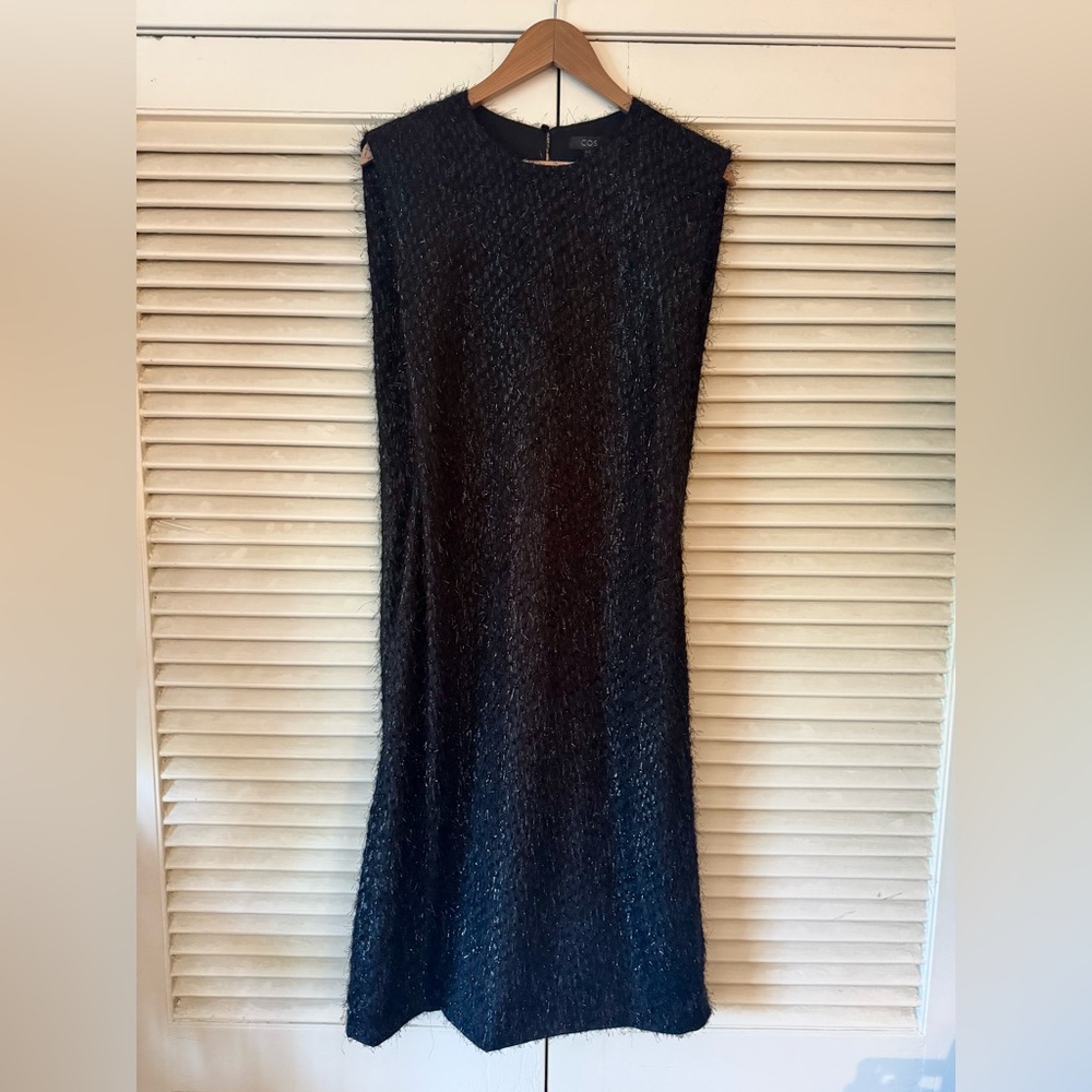 NWT COS SILVER & BLACK METALLIC SOLD OUT “FEATHER” COLUMN DRESS SZ 12 ORIG $125